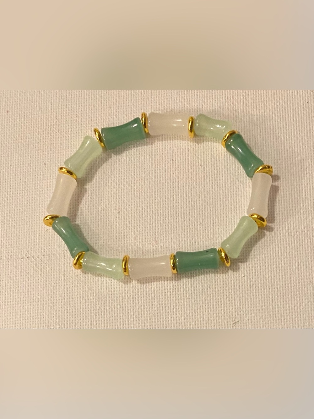Green and White Bamboo Stretch Bracelet